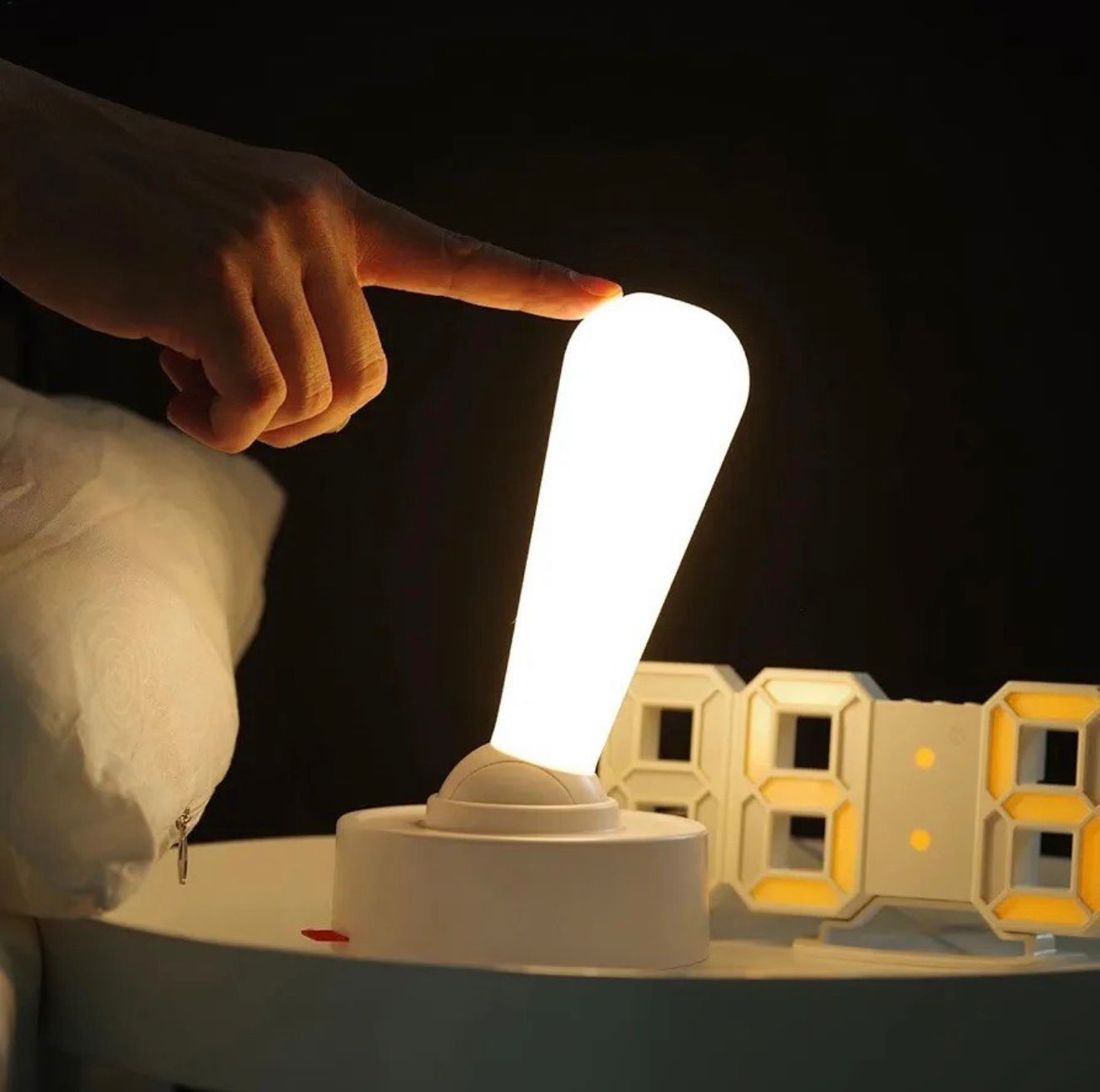 Lever Light Lamp